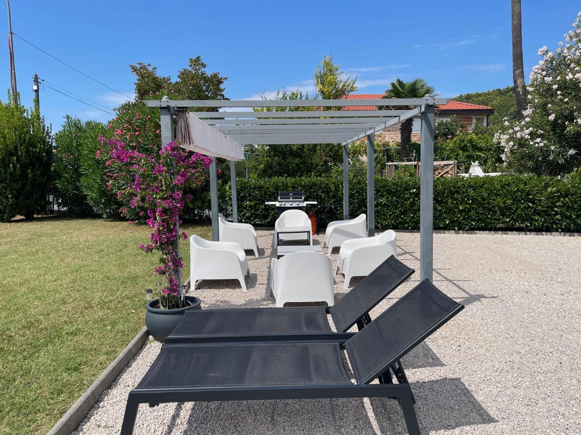 Rab Island Apartmets - Palit ราบ ภายนอก รูปภาพ