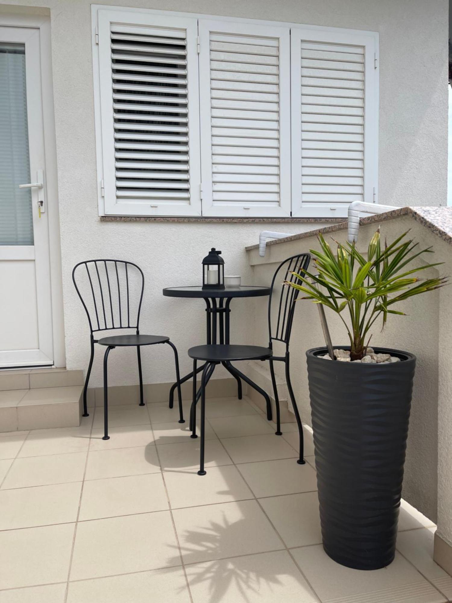 Rab Island Apartmets - Palit ราบ ภายนอก รูปภาพ