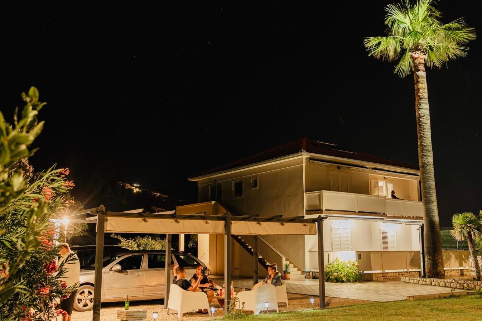 Rab Island Apartmets - Palit ราบ ภายนอก รูปภาพ