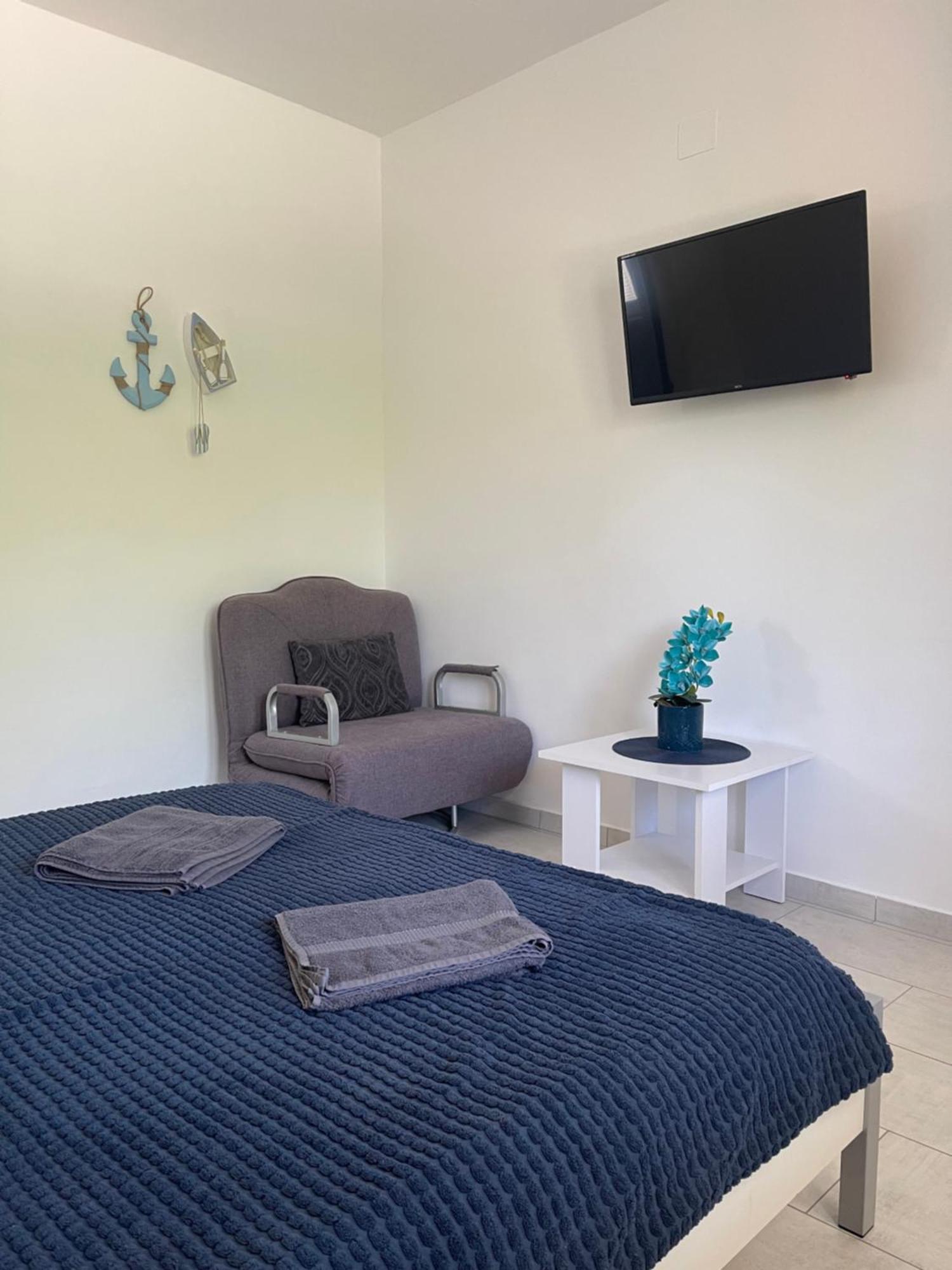 Rab Island Apartmets - Palit ราบ ภายนอก รูปภาพ