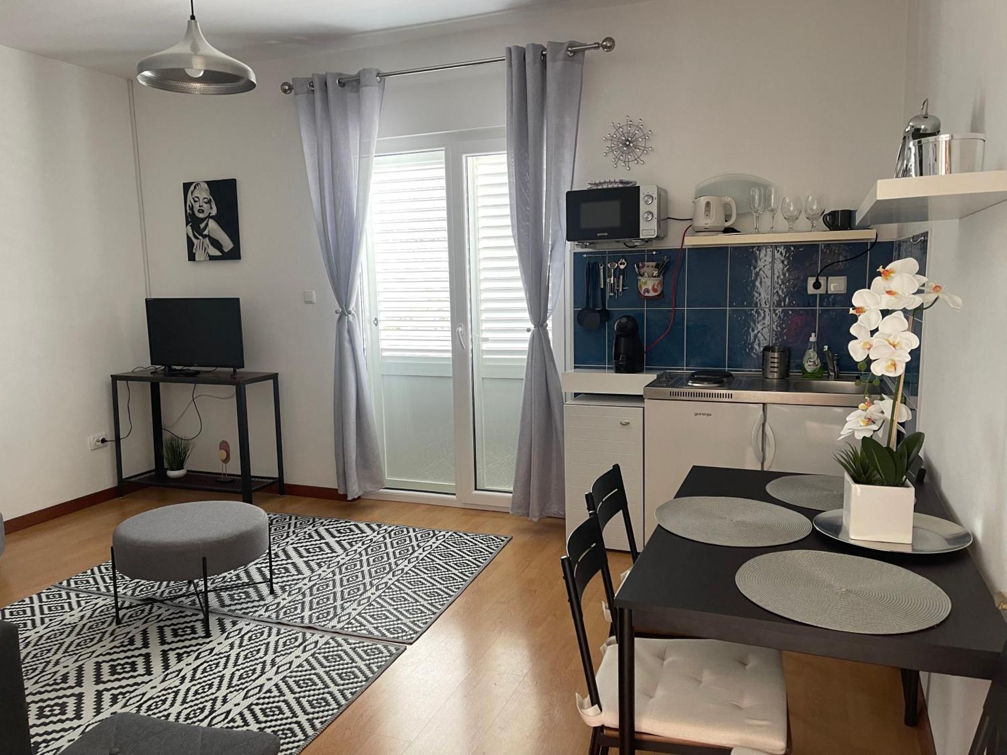 Rab Island Apartmets - Palit ราบ ภายนอก รูปภาพ